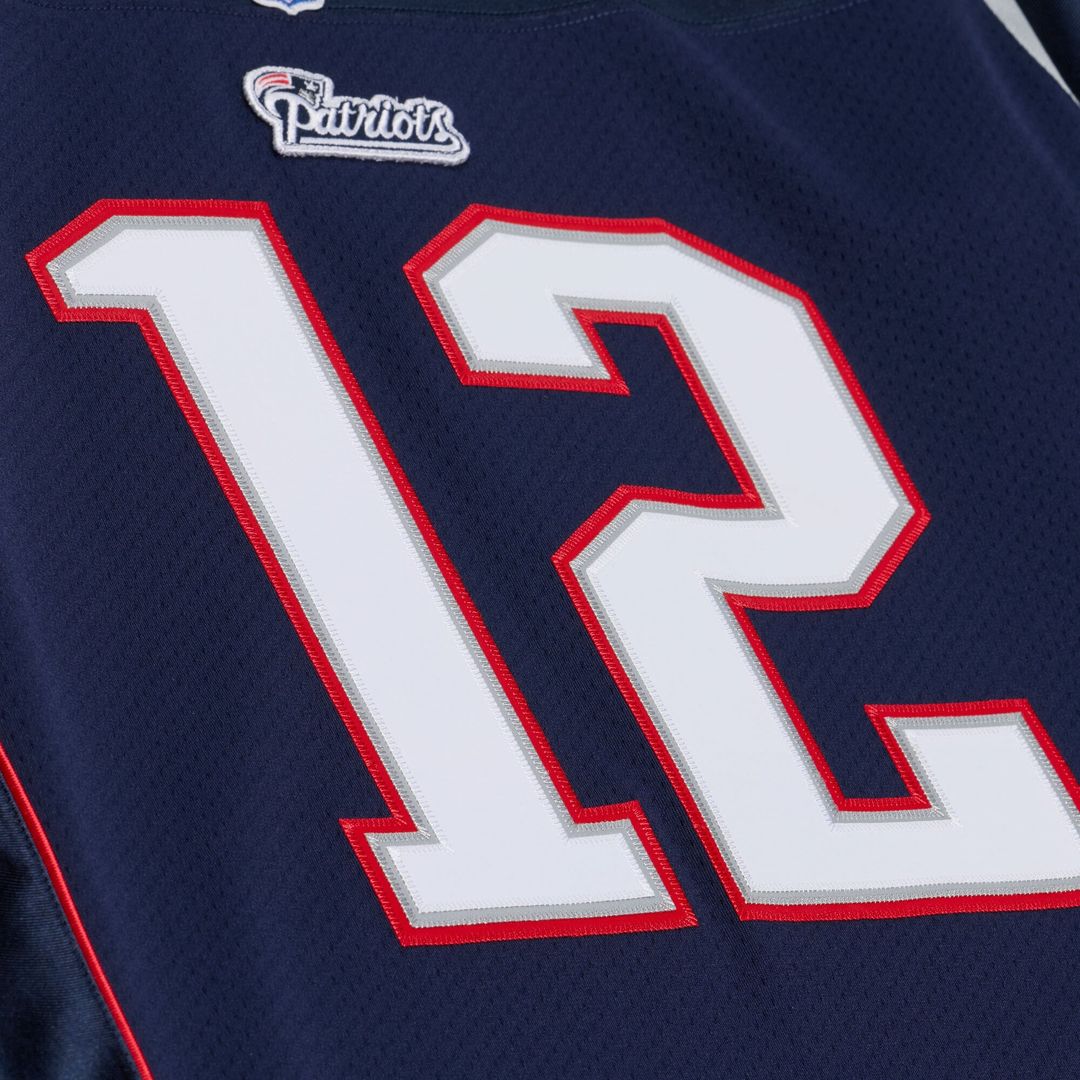 Tom Brady New England Patriots Super Bowl XXXVI Authentic Throwback Jersey - Navy